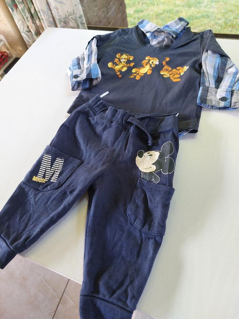 broek,truitje met bloesje eraan vast mt.74,(Teigetje/mickey), Kinderen en Baby's, Babykleding | Maat 74, Ophalen, Gebruikt, H&M