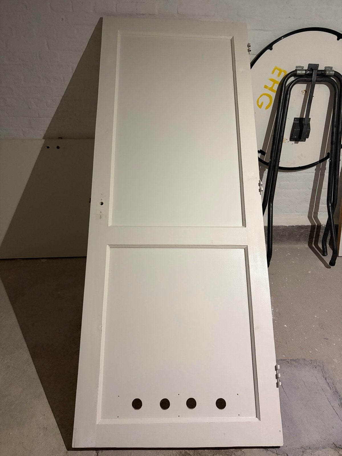 Witte paneel binnendeur met ventilatiegaten, Doe-het-zelf en Verbouw, Deuren en Horren, Ophalen, 80 tot 100 cm, Binnendeur, Zo goed als nieuw