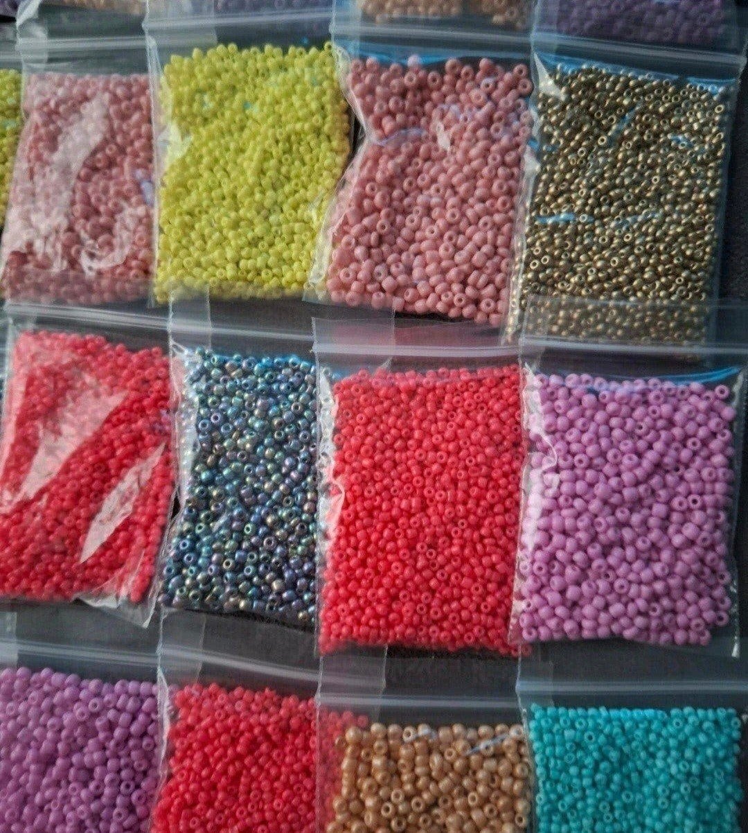 partij 2,3 mm glaskralen rocailles 600 gram pakket kralen, Kraal, -, -, Nieuw