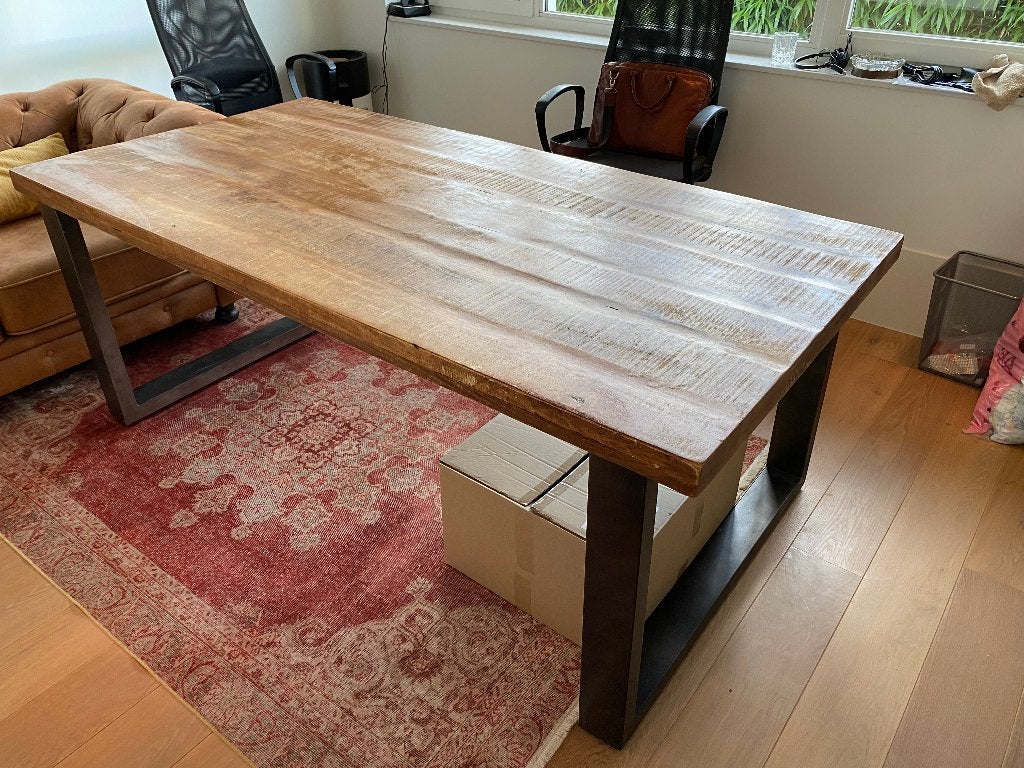 Goede massief houten tafel te koop, Huis en Inrichting, Ophalen, 200 cm of meer, 50 tot 100 cm, Zo goed als nieuw