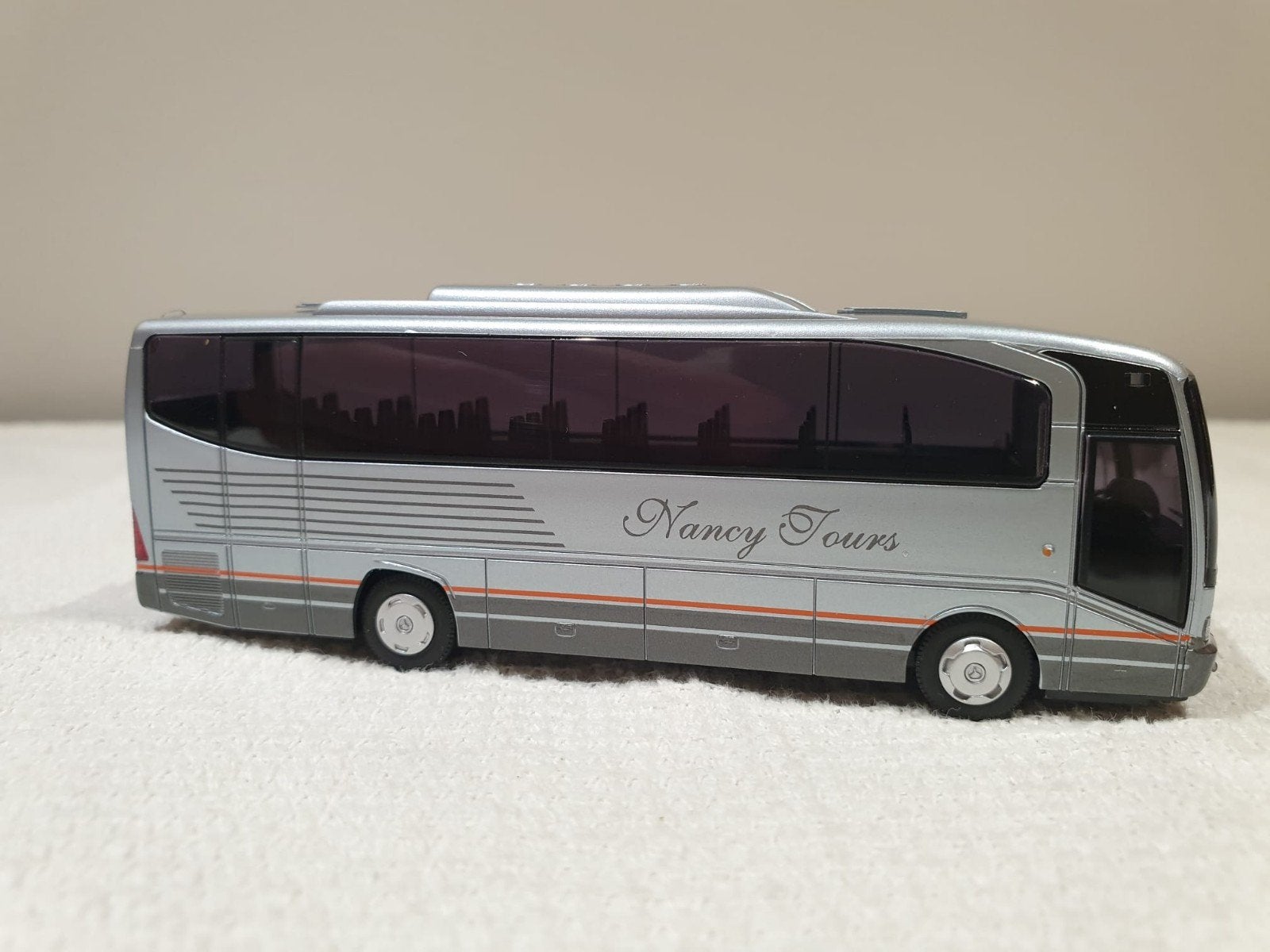 AWM Mercedes-Benz Tourino Nancy Tours bus 1:87, Ophalen of Verzenden, Nieuw, Bus of Vrachtwagen, AWM
