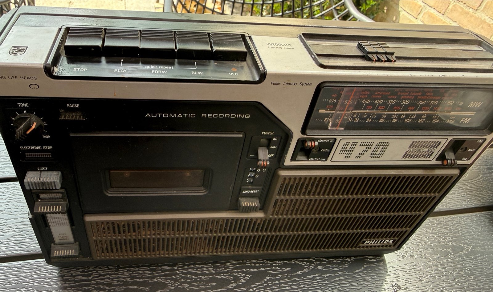Vintage Philips radio-cassetterecorder 470, Audio, Tv en Foto, Radio's, Ophalen of Verzenden, Gebruikt, Radio