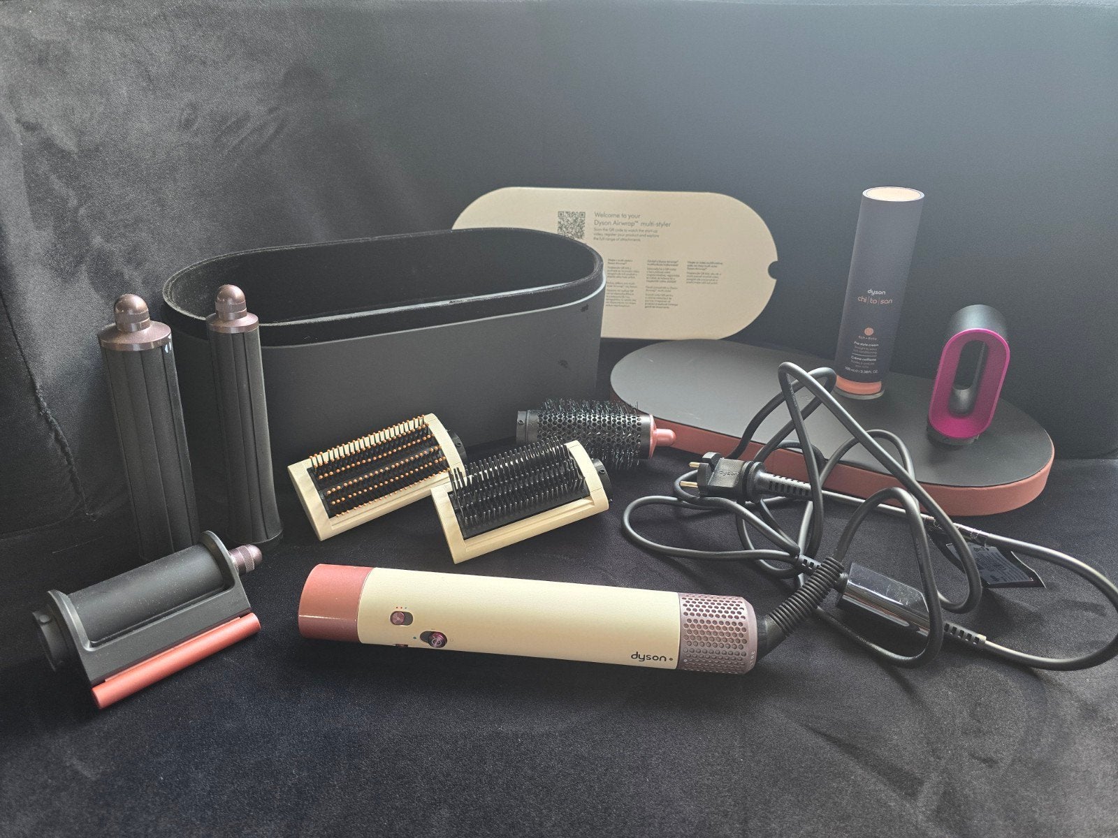 Dyson airwrap incl toebehoren en extra's, Sieraden, Tassen en Uiterlijk, Uiterlijk | Haarverzorging, Ophalen, Zo goed als nieuw