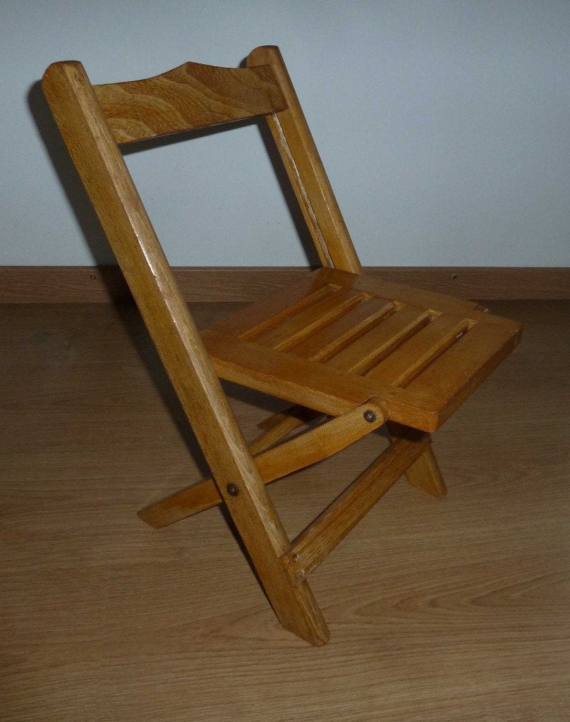 Houten klapstoeltje voor poppen, Ophalen of Verzenden, Zo goed als nieuw, Babypop