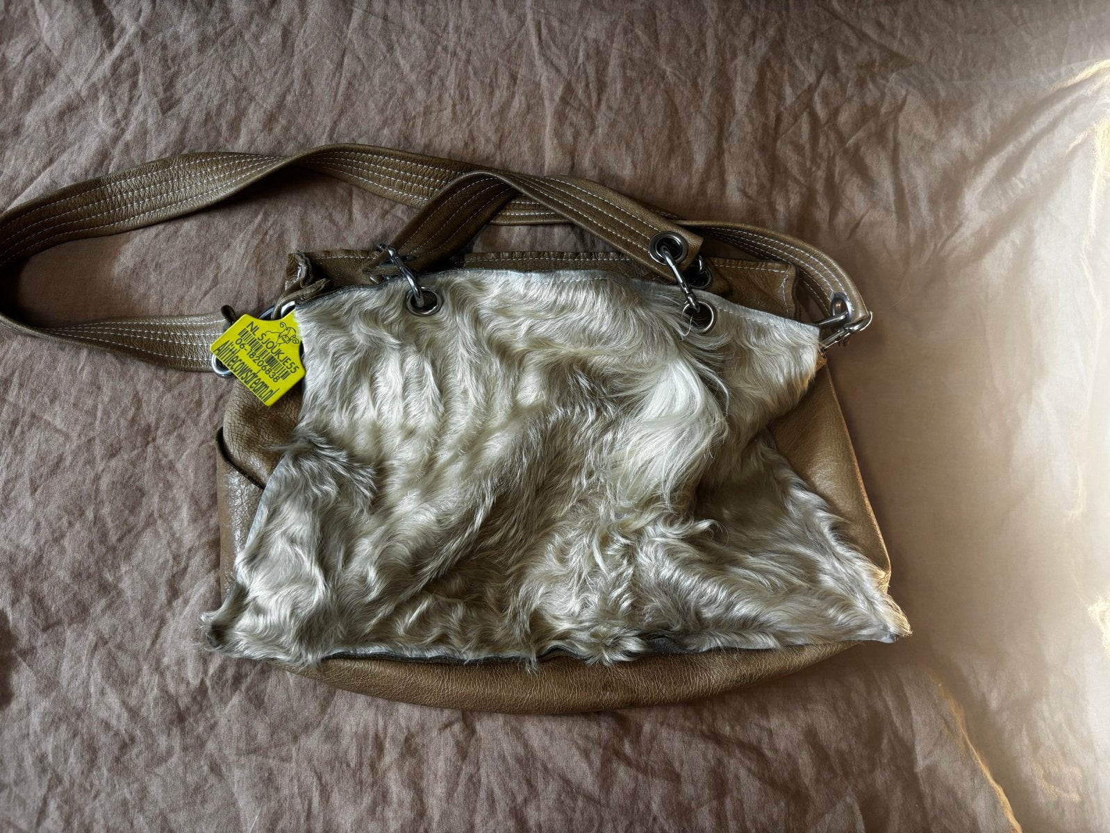 Leren tas met harige voorkant - A Little Cow's Dream, Ophalen of Verzenden, Gebruikt, Bruin, Handtas