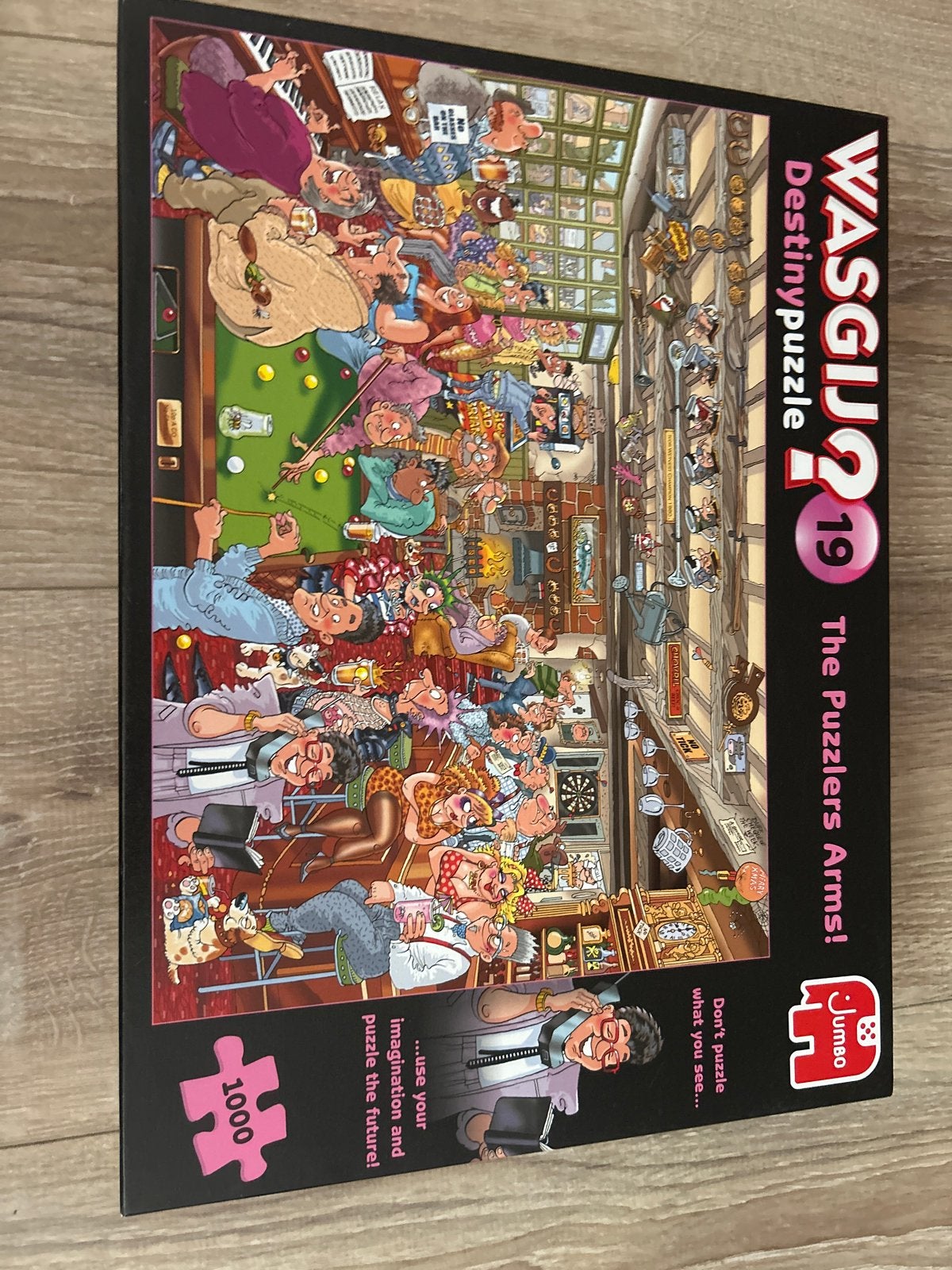 Wasgij Destiny 19: The Puzzlers Arms! 1000 stukjes, Ophalen, 500 t/m 1500 stukjes, Zo goed als nieuw, Legpuzzel