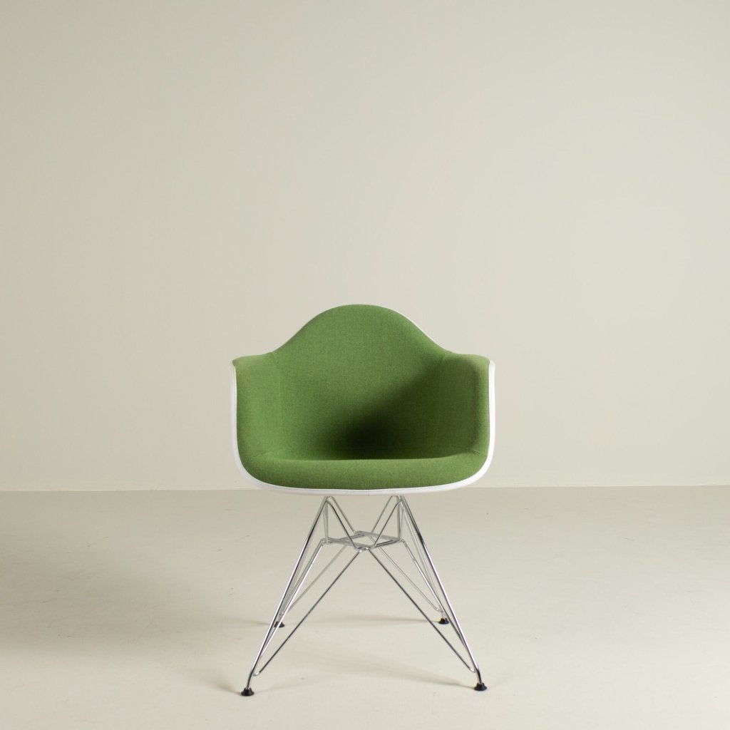 Vitra Eames DAR Stoel Wit Groen Kunststof/Stof - Chroom, Vitra, Zo goed als nieuw, Niet ingevuld, Niet ingevuld