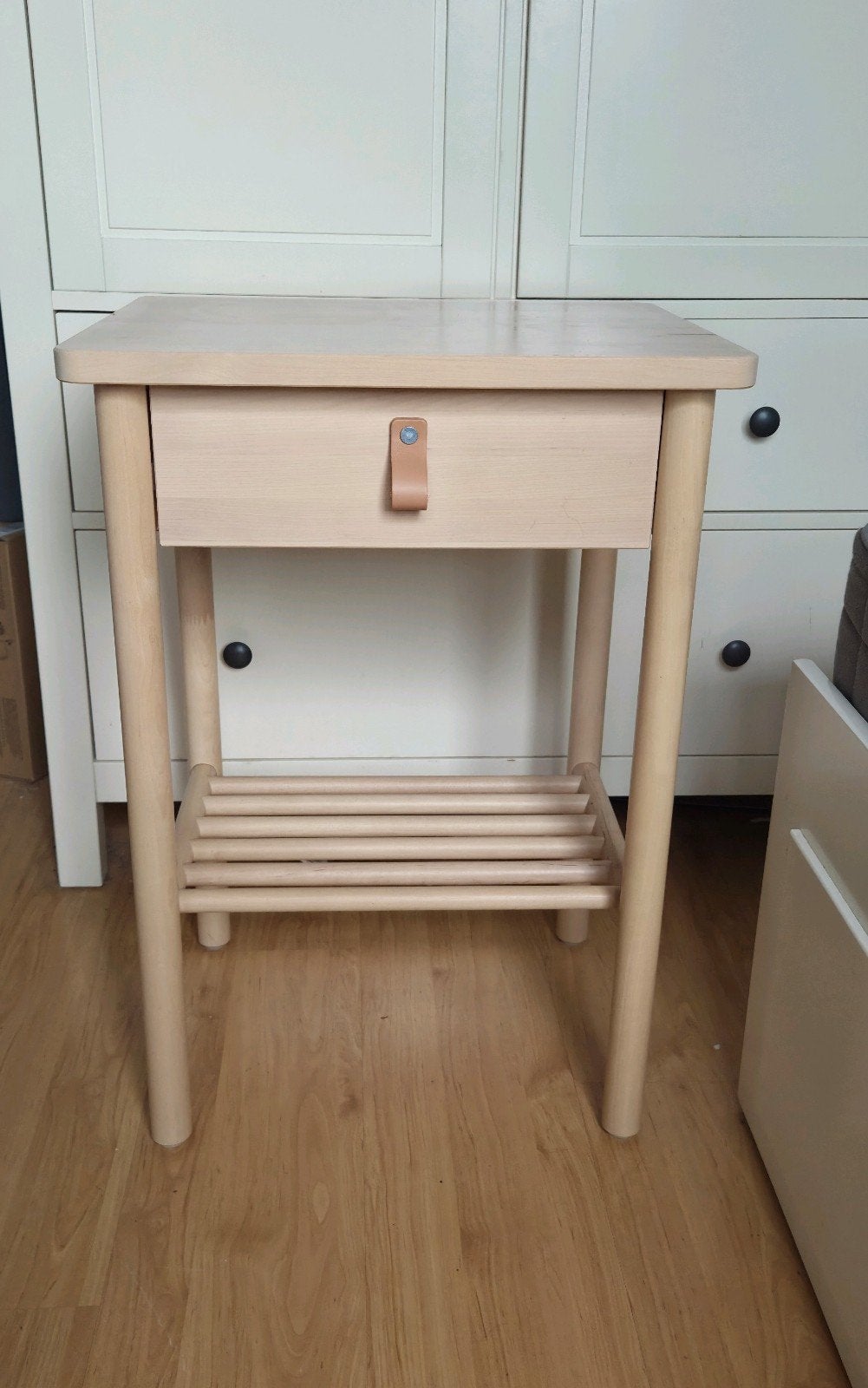 Ikea nachtkastje. Bjorknsnas, Huis en Inrichting, Tafels | Sidetables, Ophalen, 25 tot 50 cm, Vierkant, 50 tot 100 cm