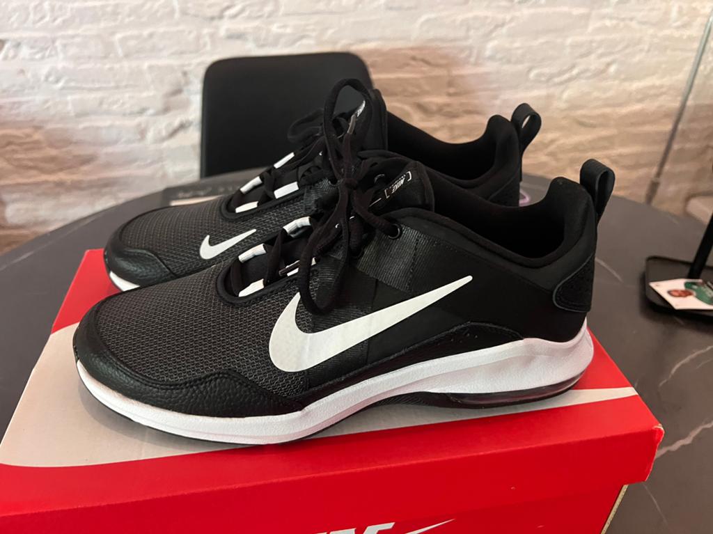 Nike Air Max Alpha Trainer 2 Black AT1237-001, Ophalen of Verzenden, Zo goed als nieuw, Zwart