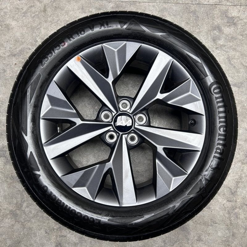 NIEUWE 18 inch originele velgen + zomerbanden Kia Sportage, Auto-onderdelen, 18 inch, Gebruikt, -, -