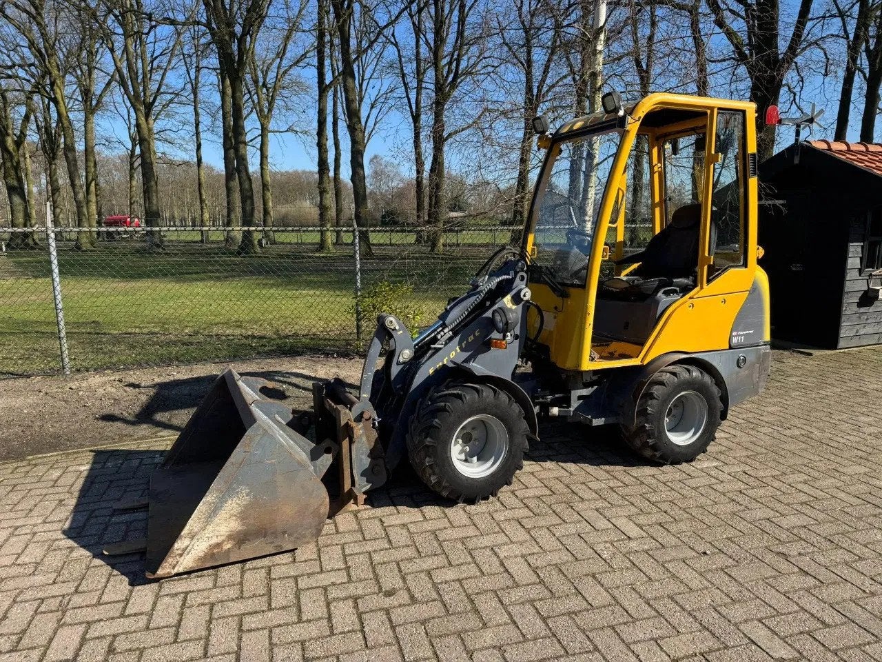 Eurotrac W11 Minishovel + bak & vorken (bj 2020), Wiellader of Shovel