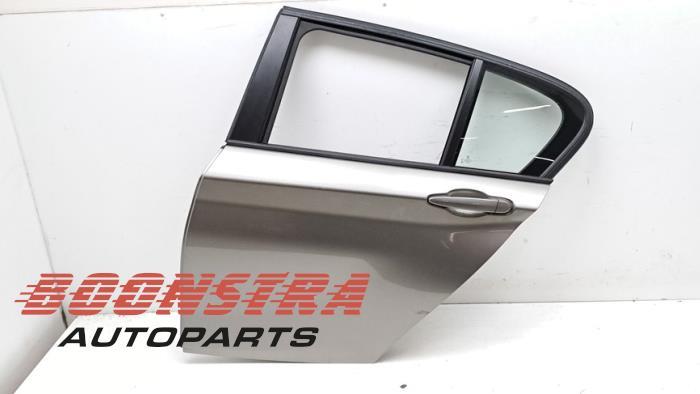 Portier 4Deurs links-achter van een BMW 1-Serie (C8085), Gebruikt, -, Deur, -