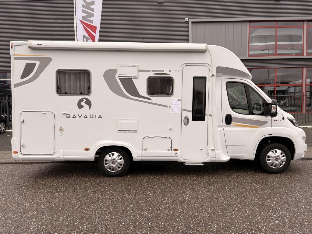 PILOTE: Bavaria 650 T 2021 in prijs verlaagd!, Achteruitrijcamera, Ringverwarming, Fiat, Tot en met 2