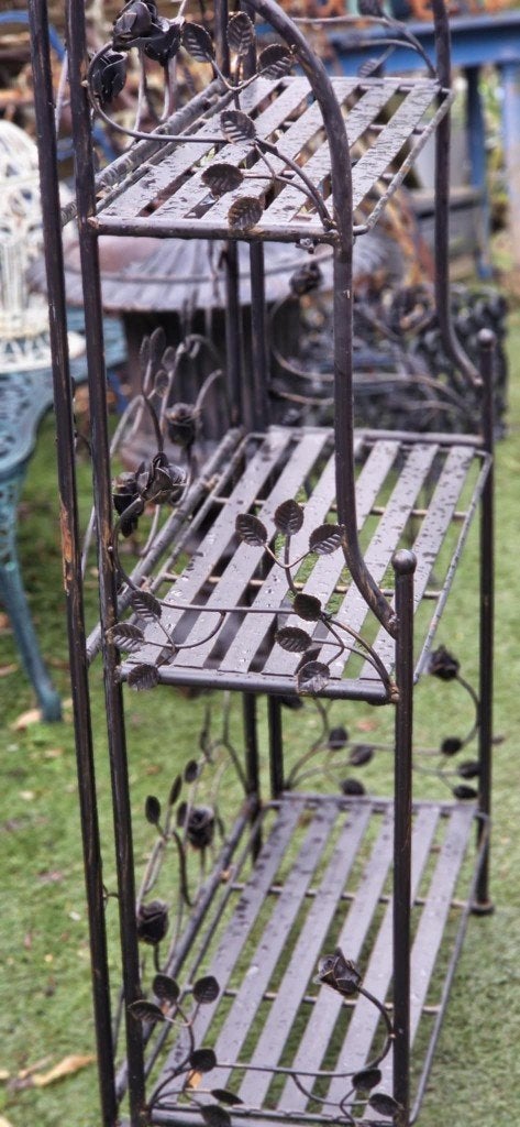 Metalen etagère+3 plateaus(voor binnen/buiten) (brocante), Ophalen, Etagère, Gebruikt, Metaal