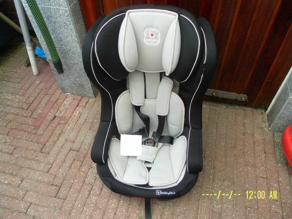 baby go auto stoel zgan hoofd einde in hoogte verstelbaar, Autogordel of Isofix, Zo goed als nieuw, 9 t/m 36 kg, Verstelbare rugleuning