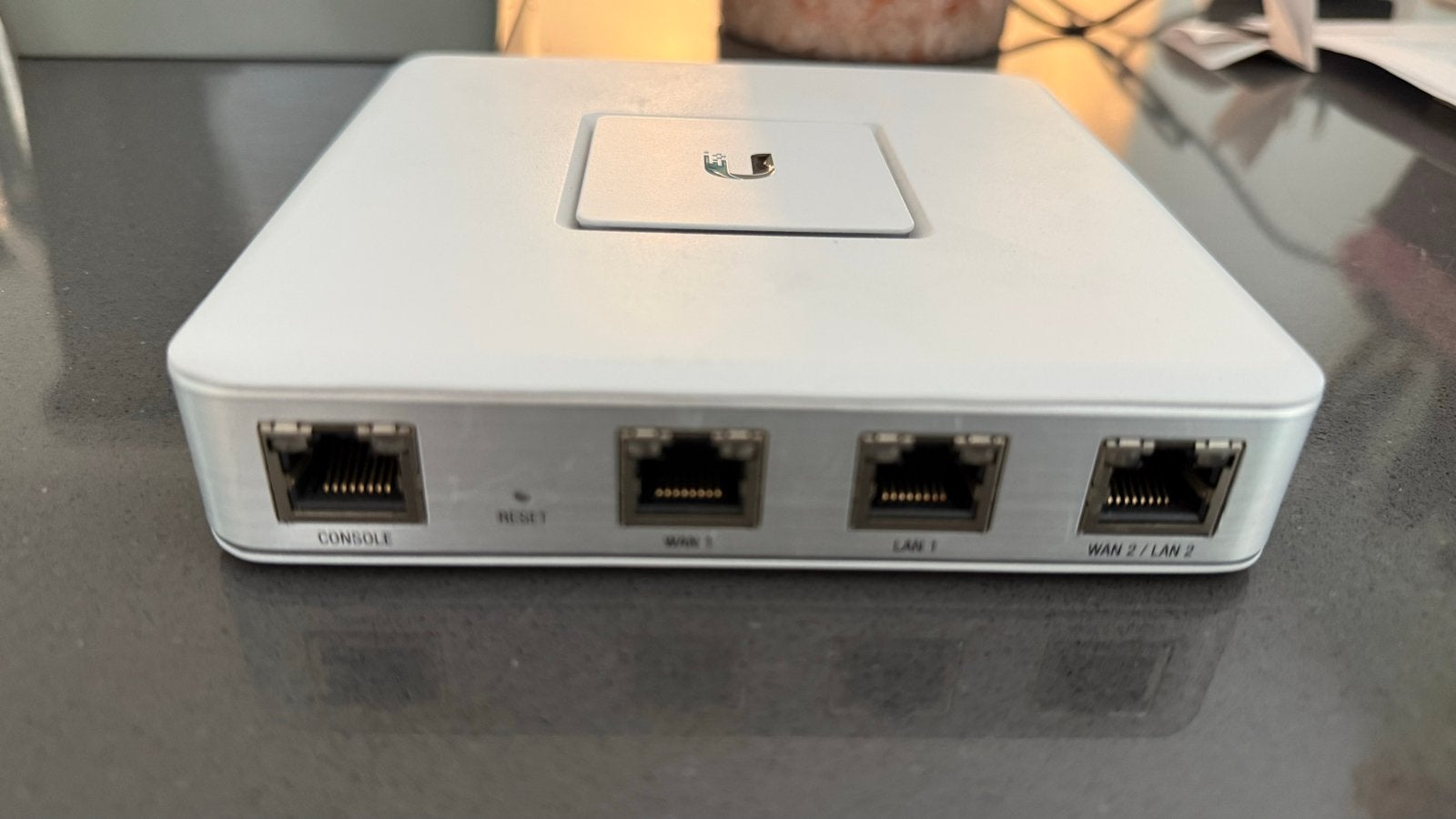 Ubiquiti UniFi Security Gateway (USG) Router, Computers en Software, Routers en Modems, Zo goed als nieuw, Router, Ophalen of Verzenden