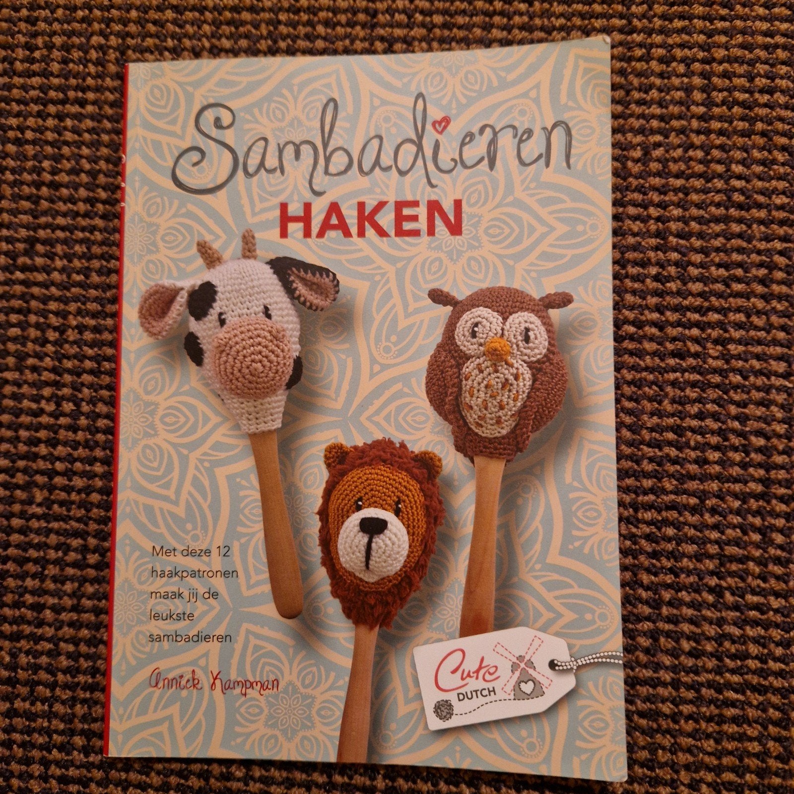 Sambadieren Haken - Annick Kampman (Haakpatronen), Ophalen of Verzenden, Zo goed als nieuw, Haken, Patroon of Boek