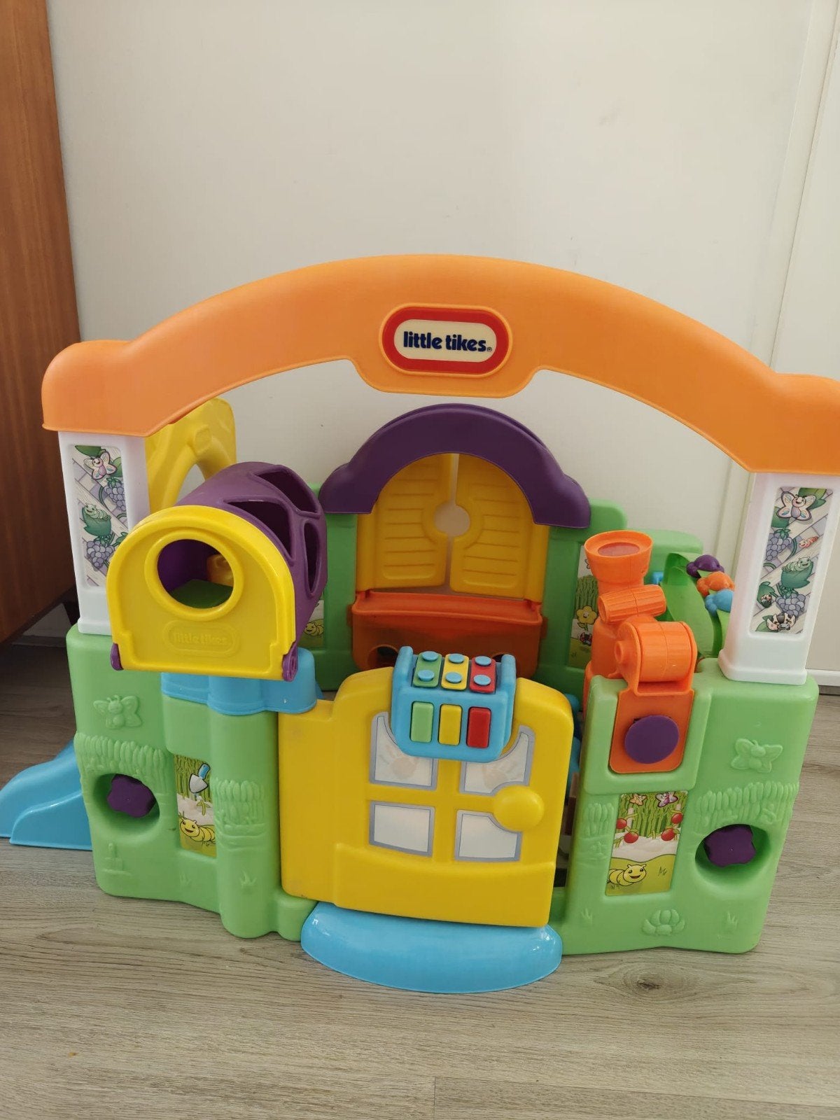 Little Tikes Activity Garden Speelhuisje met Glijbaan, Kinderen en Baby's, Speelgoed | Buiten | Speeltoestellen, Ophalen, Gebruikt