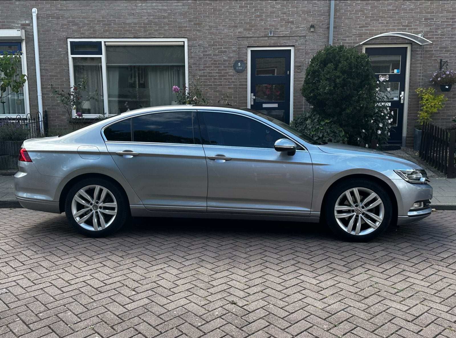 Volkswagen Passat 1.4 TSI 125pk BMT 7-DSG 2018 Grijs, 125 pk, 1295 kg, 4 cilinders, Origineel Nederlands