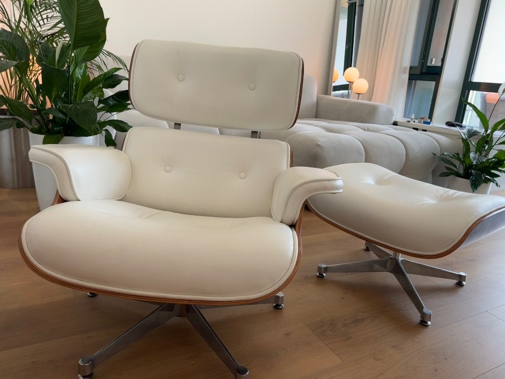 Eames lounge chair met ottoman, Ophalen, Leer, Wit, Zo goed als nieuw