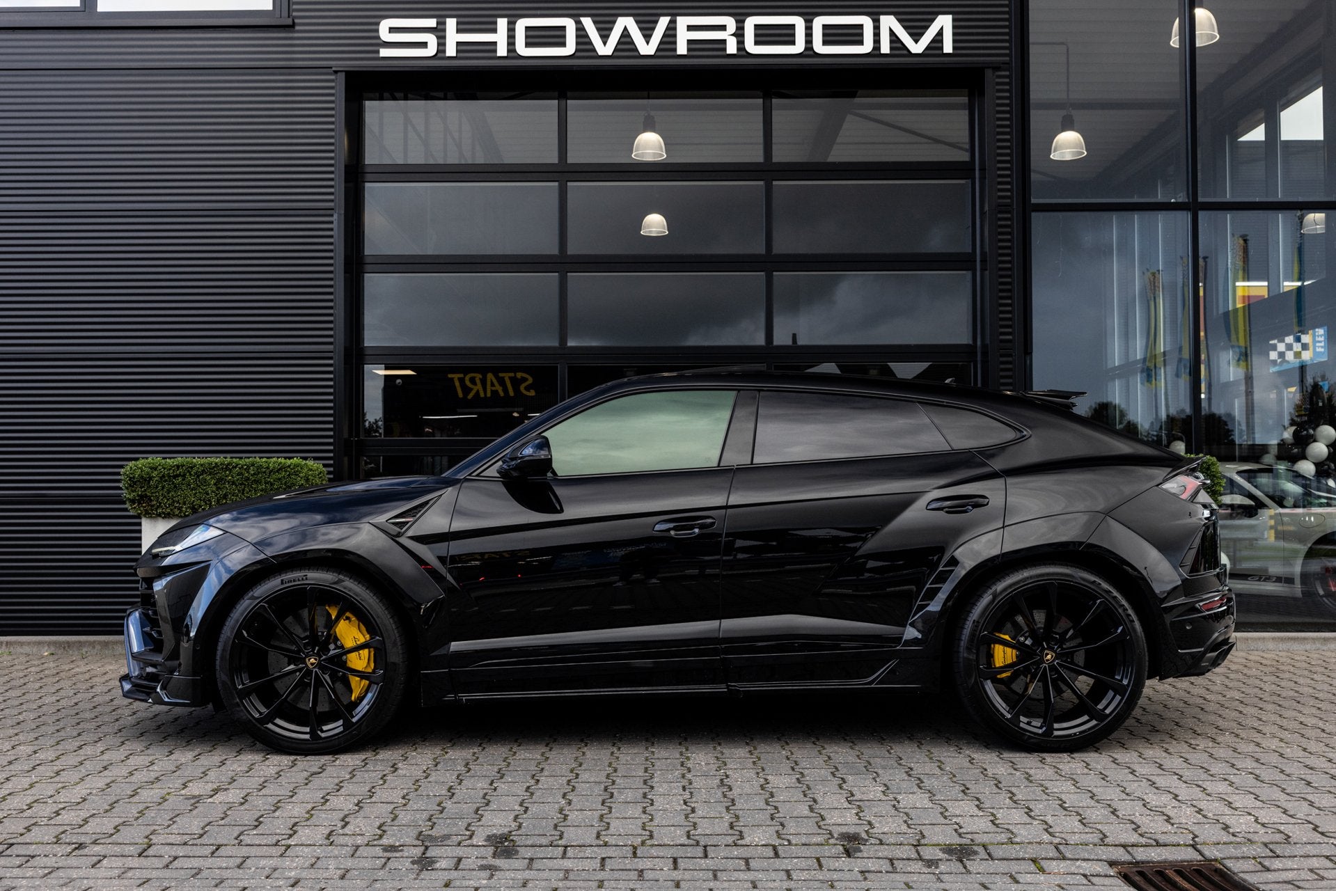 Lamborghini Urus 4.0 V8 Novitec 782pk, Wide-Body en uitlaat,, Auto's, Automaat, Dealer onderhouden, Urus, Gebruikt