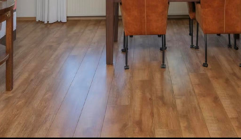 Gratis laminaat vloer, Huis en Inrichting, Ophalen, Zo goed als nieuw, 50 tot 75 m², Laminaat