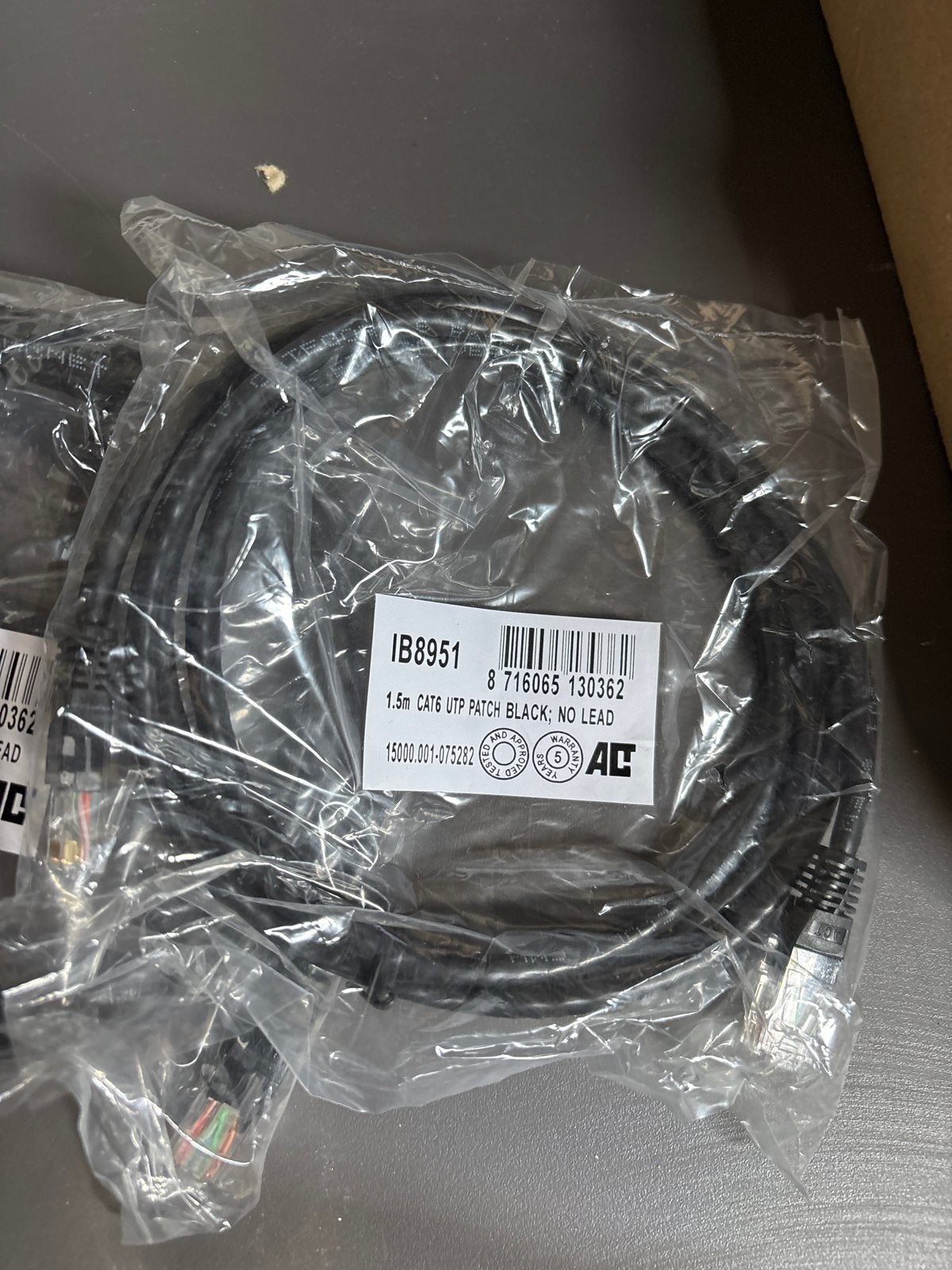 4x Nieuwe 1.5m en 5m CAT6 UTP Patchkabels Zwart, Ophalen of Verzenden, Nieuw