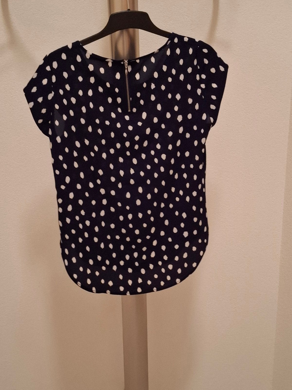 te koop 3 dames T schirts, Ophalen, Zo goed als nieuw, Zonder mouw, Maat 34 (XS) of kleiner