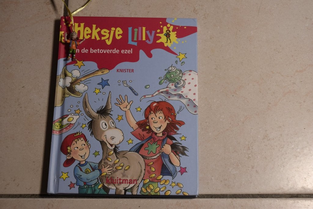 Heksje Lilly en de betoverde ezel / Knister AVI E4, Ophalen of Verzenden, Gelezen, Fictie algemeen