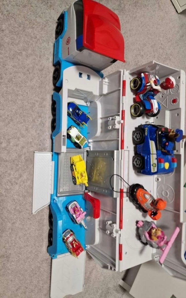 Paw Patrol Patroller met 9 auto's, Ophalen, Zo goed als nieuw