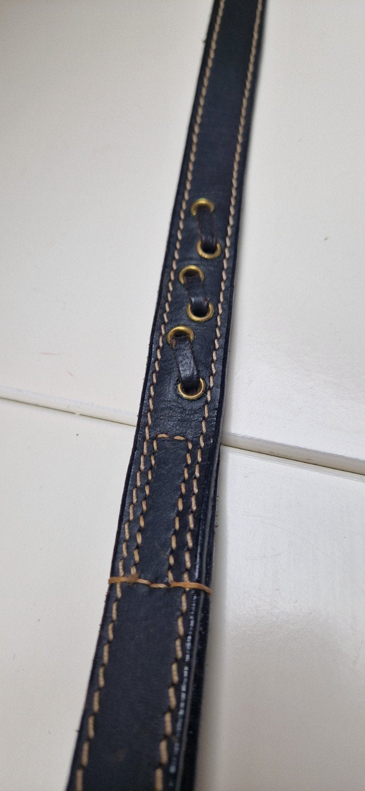 mooie stevige leren luxe  hondenriem, Dieren en Toebehoren, Ophalen of Verzenden, Zo goed als nieuw, Hondenriem