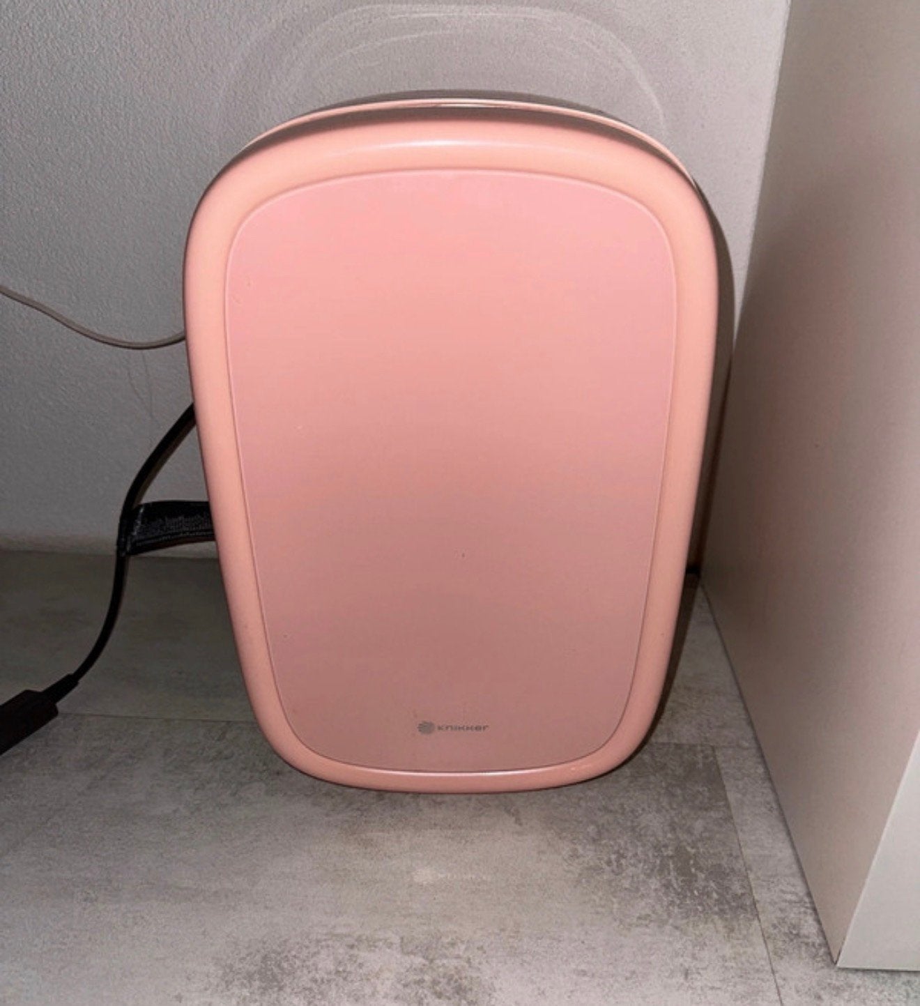 Mini Koelkast Roze - Ideaal voor Cosmetica en Drankjes, Witgoed en Apparatuur, Koelkasten en IJskasten, Zonder vriesvak, Ophalen of Verzenden