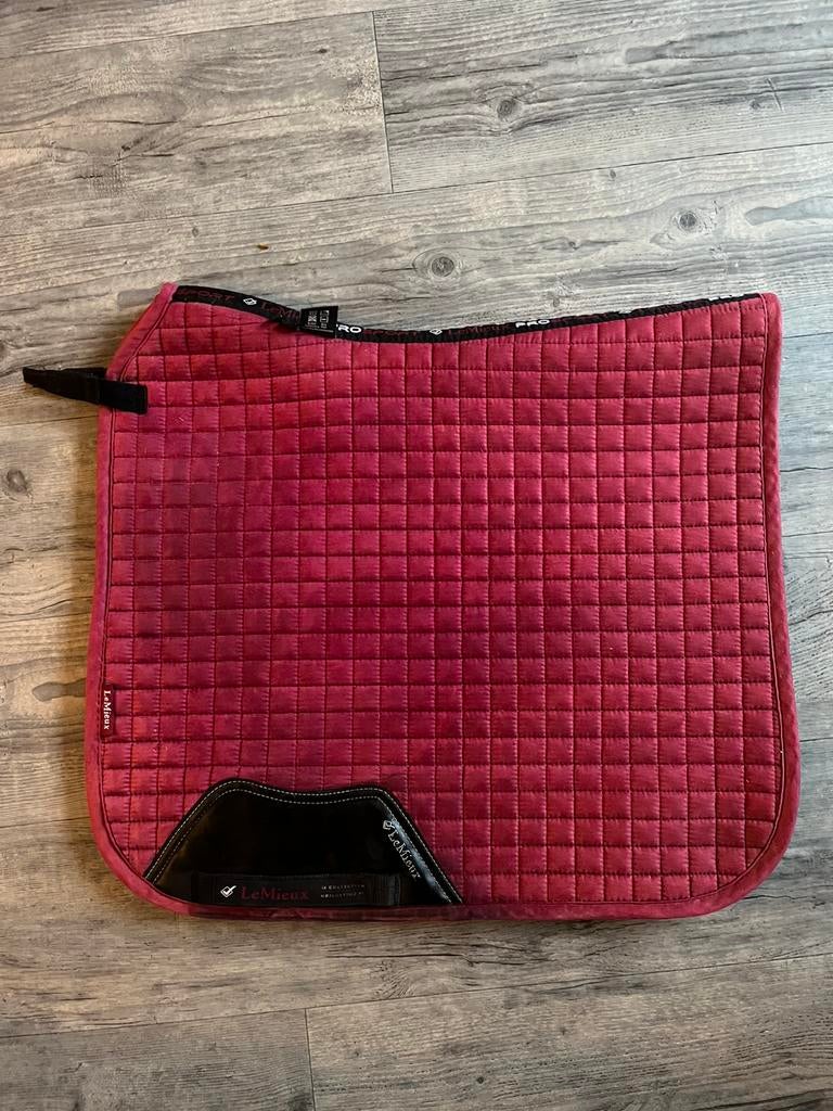 Lemieux dekje mulberry, Full (L), Dressuurdekje, Rood, Ophalen of Verzenden