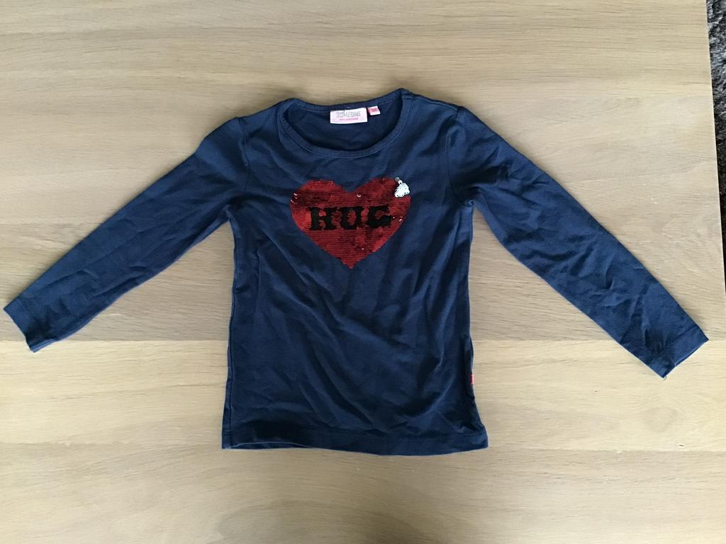 Leuk Someone shirt maat 104 met 'wrijf' hart, Ophalen of Verzenden, Gebruikt, Meisje, Shirt of Longsleeve