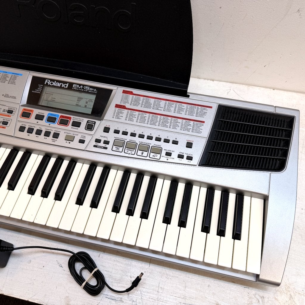 Roland EM-15 Keyboard, Muziek en Instrumenten, Keyboards, Roland, Gebruikt, Support@roland.com, 10910 Culver Blvd
Culver City, CA 90230
USA