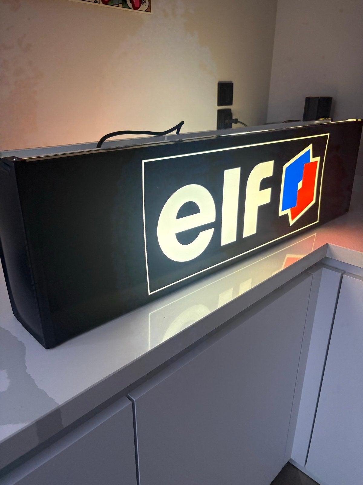 Nieuwe ELF smeermiddelen lichtbak met klok, Verzenden, Nieuw, Lichtbak of (neon) lamp