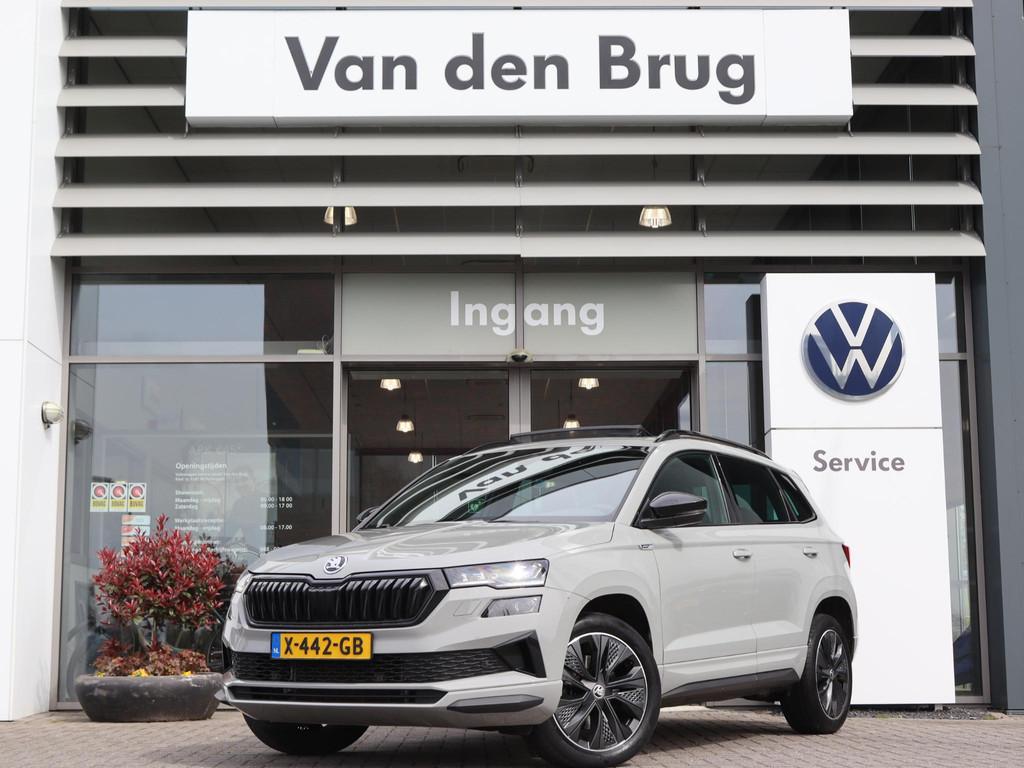 Skoda Karoq 1.5 TSI 150 pk DSG ACT Sportline Business | Pano, Stof, 4 cilinders, Karoq, Adaptive Cruise Control