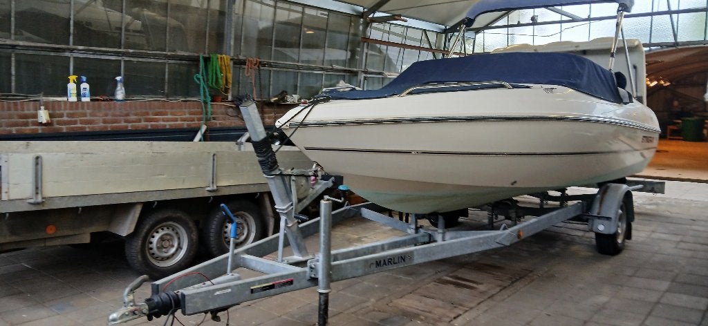 Stingray 180 LX Bowrider     IN PRIJS VERLAGD, Ophalen, Gebruikt, Binnenboordmotor, 120 tot 200 pk