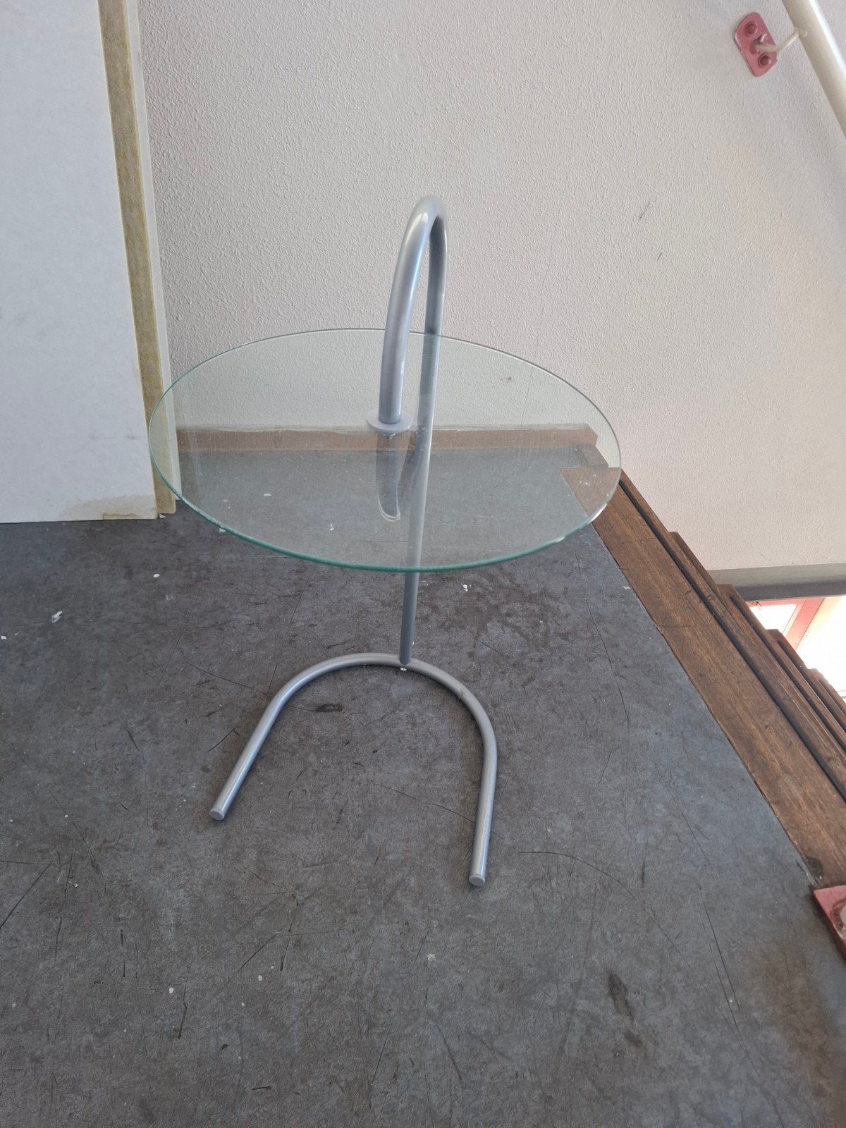 Tord Björklund ikea bijzettafel, Minder dan 55 cm, Gebruikt, Glas, Onbekend