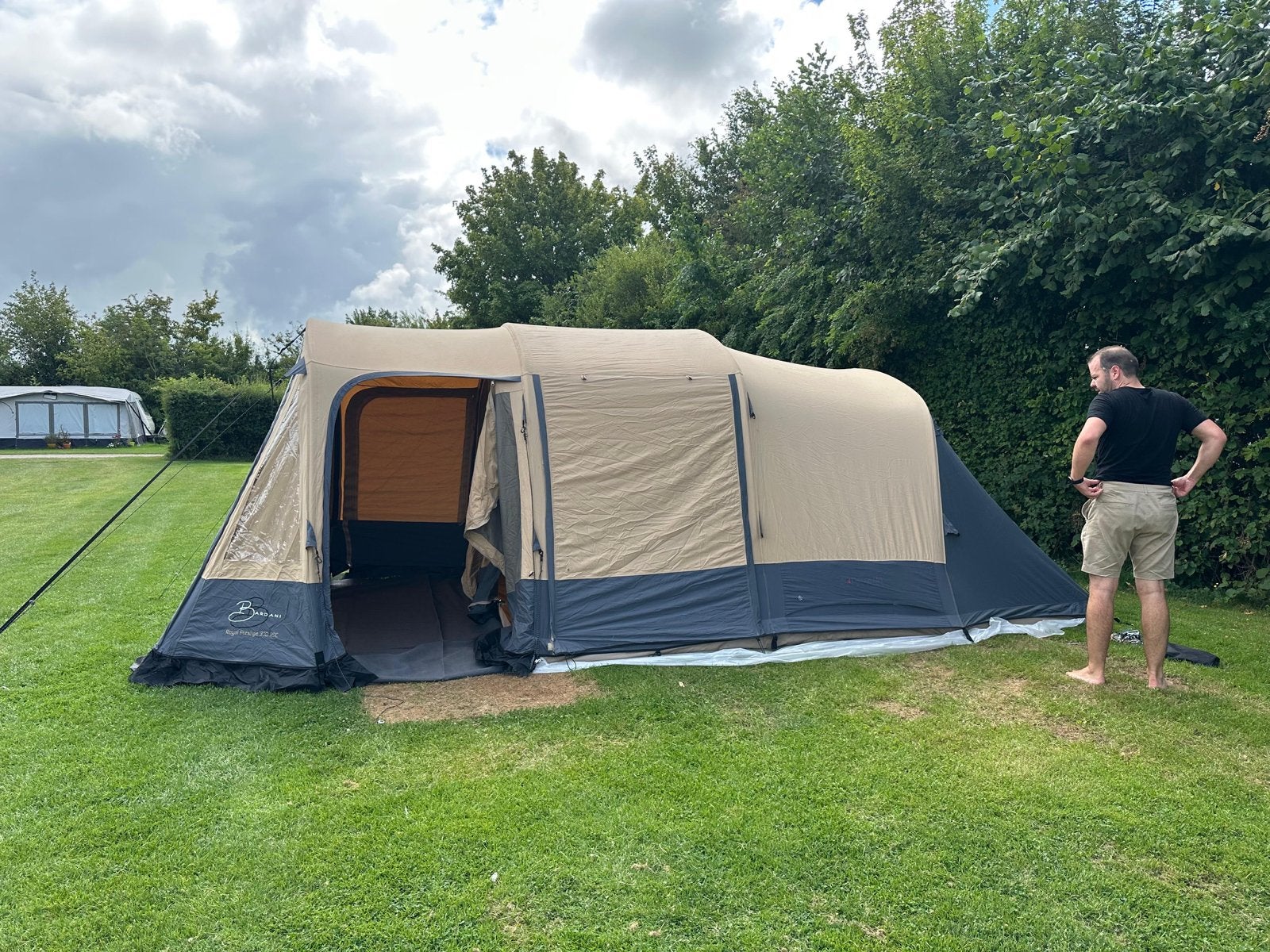 Bardani Royal Prestige 310 RSC tunneltent, Ophalen, Gebruikt, Tot en met 4