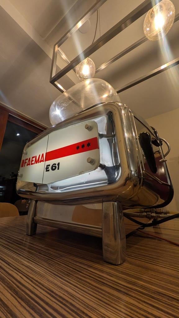 De Heilige Graal Faema 1968 E61 origineel espressomachine, Espresso apparaat, Refurbished, 4 tot 10 kopjes, Ophalen