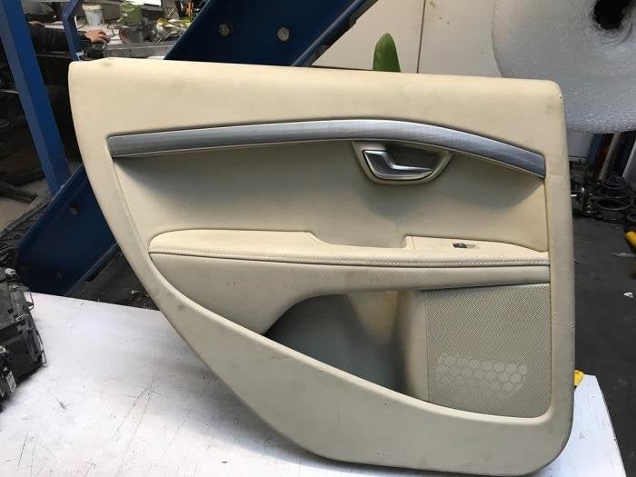 Portierbekleding 4Deurs rechts-achter van een Volvo V70, Gebruikt, -, -, Ophalen of Verzenden