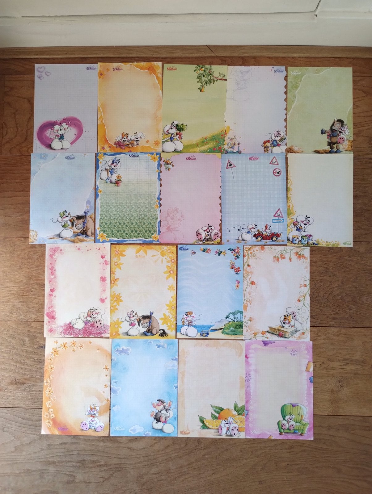 Diddl A5 gekleurde blaadjes, Verzamelen, Ophalen of Verzenden, Diddl, Zo goed als nieuw, Papier, Kaart of Schrift