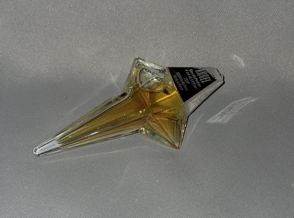 Luxe parfum mini -  Thierry mugler Angel liggend 1, Ophalen of Verzenden, Zo goed als nieuw, Miniatuur, Gevuld