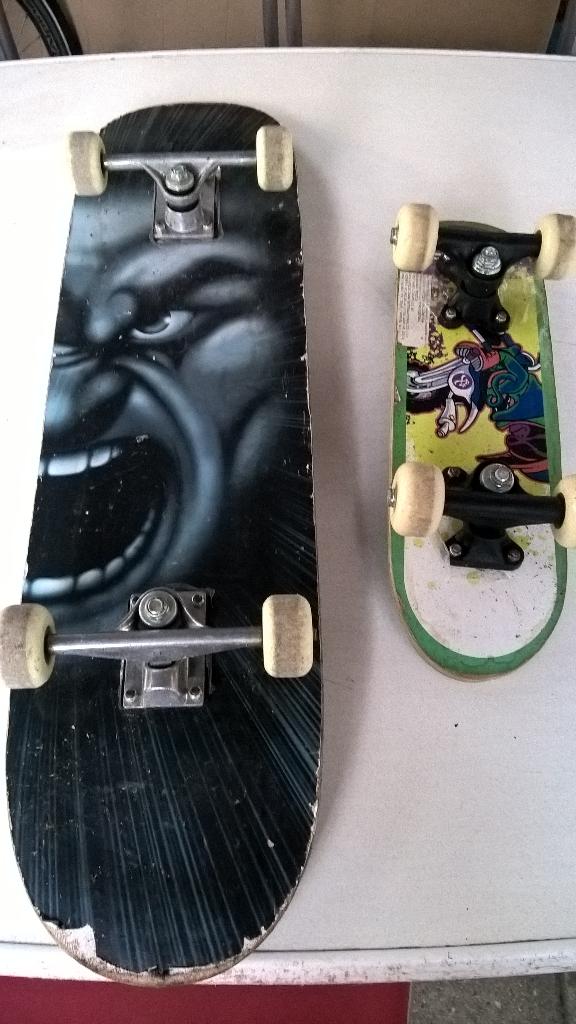 TE aangeboden mooi skateboarden doe gepast bod, Sport en Fitness, Skateboarden, Ophalen of Verzenden, Gebruikt, Skateboard