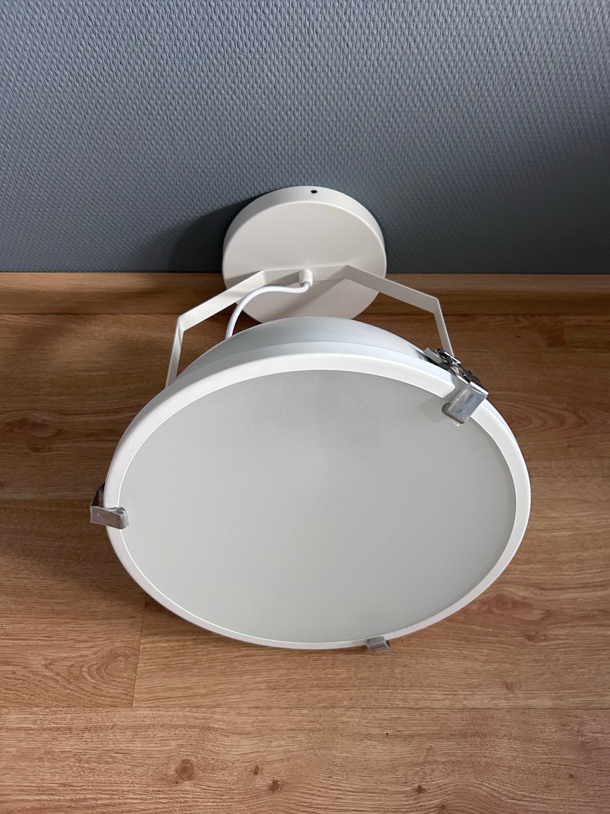 Karwei Plafondlamp Magnus Wit E27, Ophalen, Modern, E27 (groot), Zo goed als nieuw