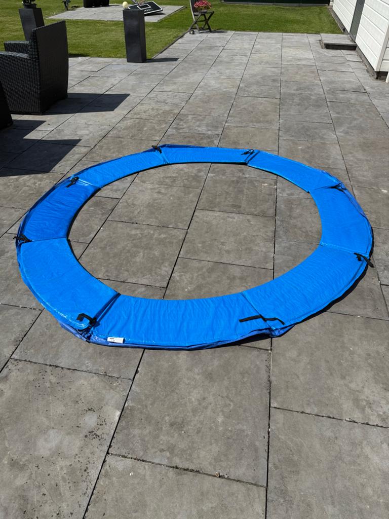 Rand trampoline, Ophalen, Zo goed als nieuw