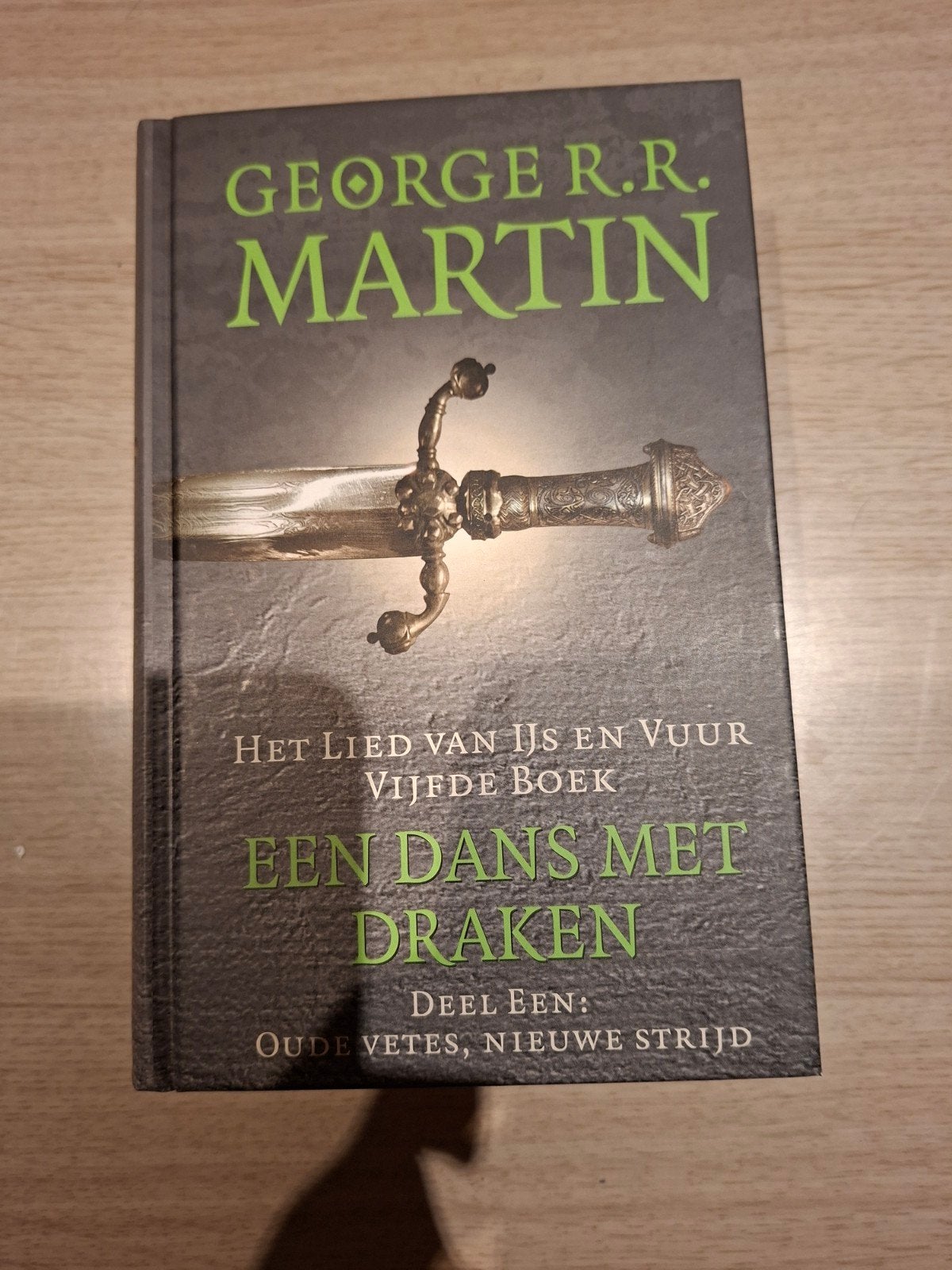 Het Lied van IJs en Vuur: Een Dans met Draken (Deel 1), Boeken, Ophalen, Gelezen, George R.R. Martin
