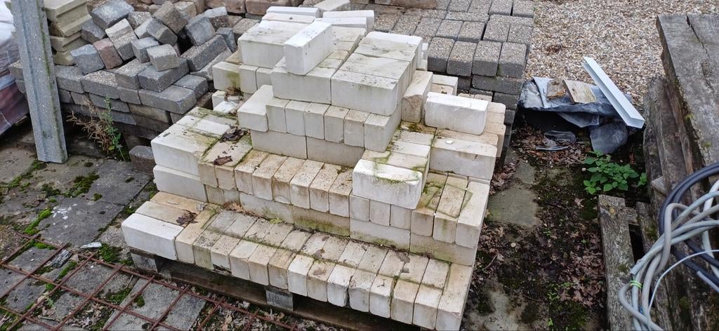 Kalkzandstenen, Ophalen, Zo goed als nieuw, Bakstenen