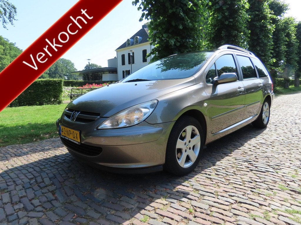 Peugeot 307 SW 2.0 16V Pack 7 Persoons Automaat Ecc Cruiseco, Auto's, Peugeot, Gebruikt, 4 cilinders, Parkeersensor, 7 stoelen